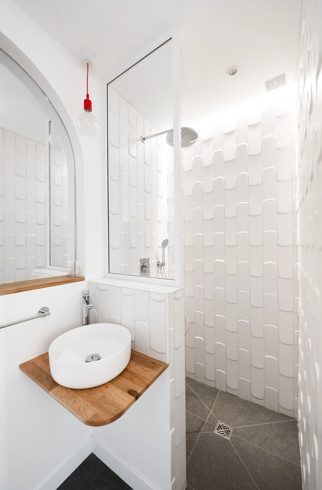 LOCAPEINT -Réaliser une rénovation de salle de bain durable avec LOCAPEINT